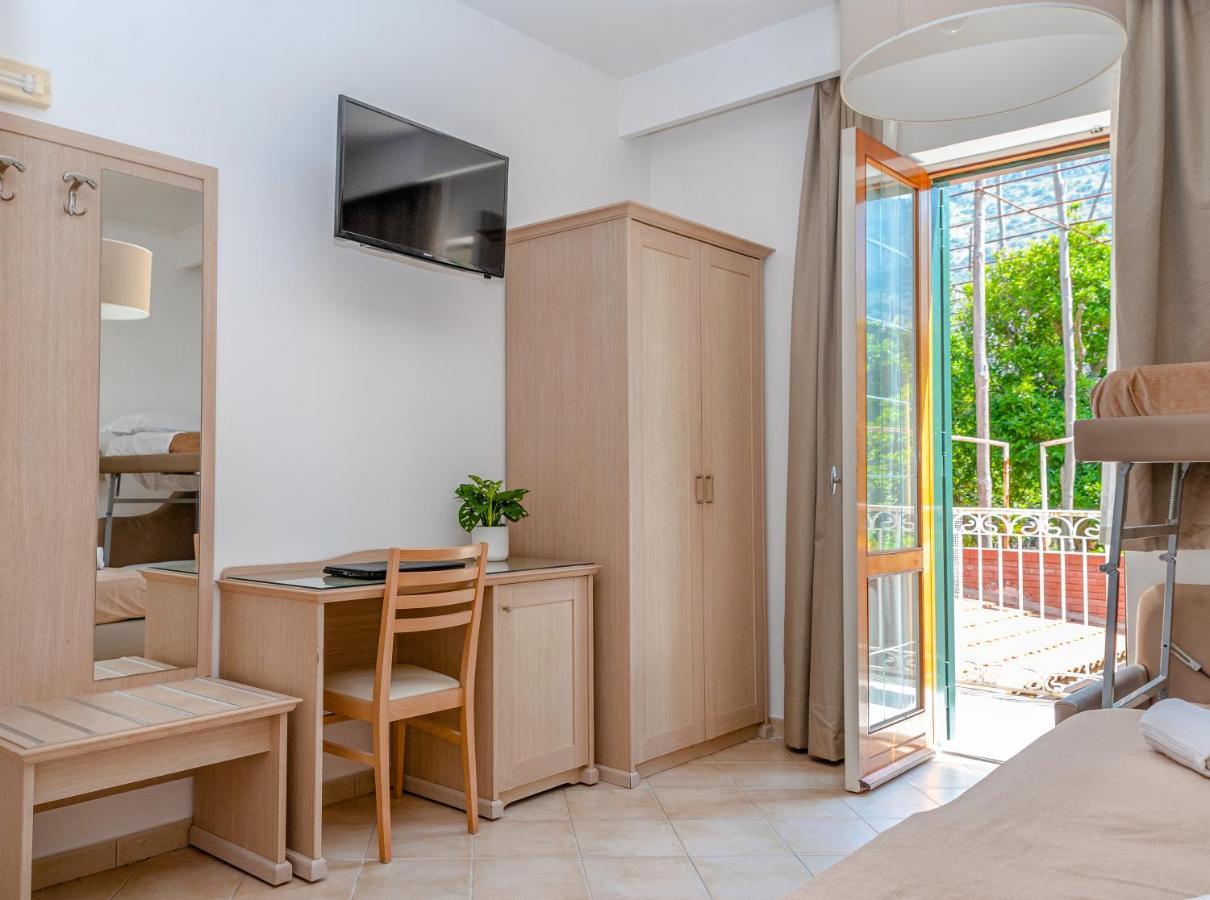Relais Francesca Bed & Breakfast Piano di Sorrento Luaran gambar