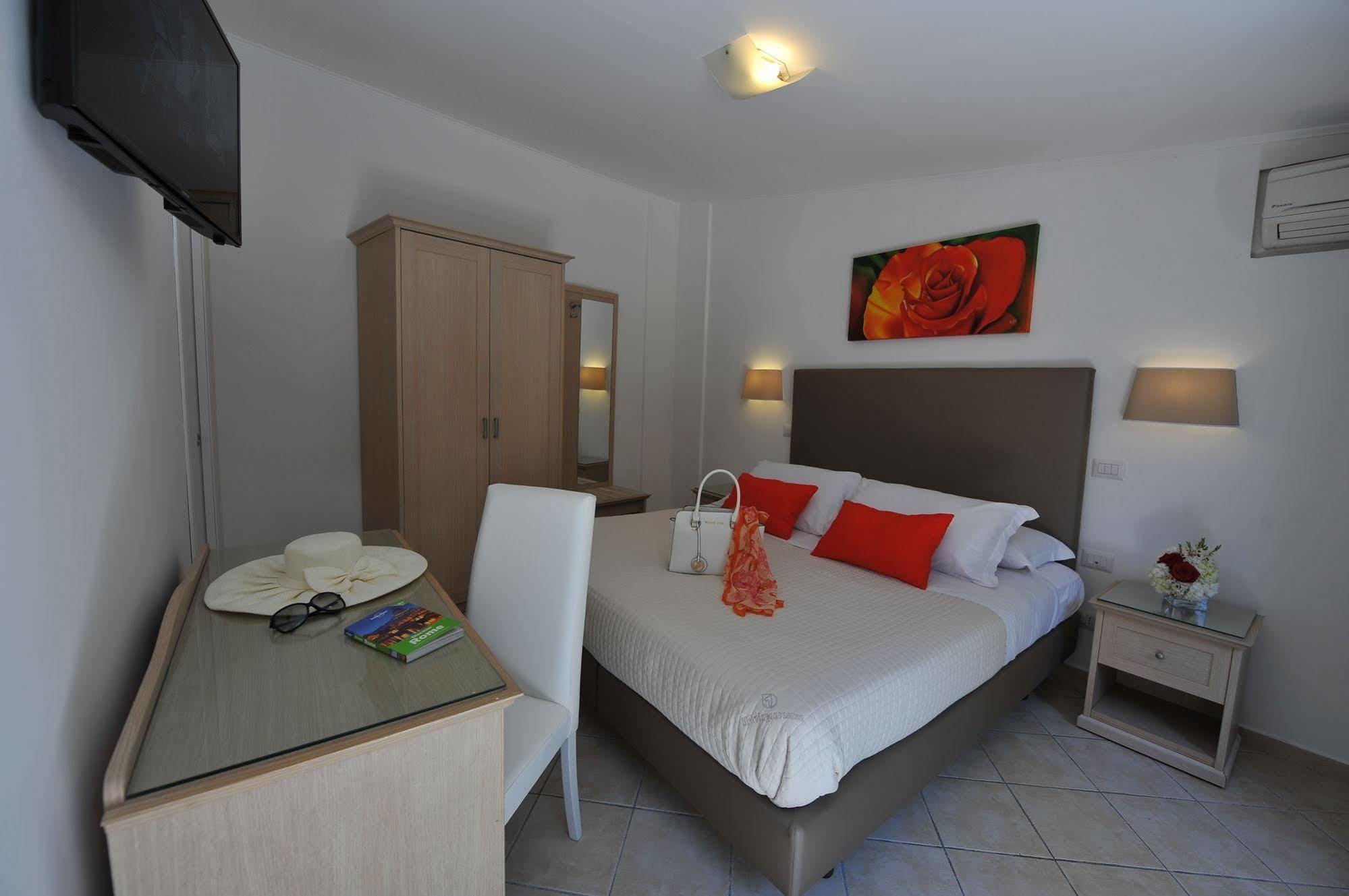 Relais Francesca Bed & Breakfast Piano di Sorrento Luaran gambar